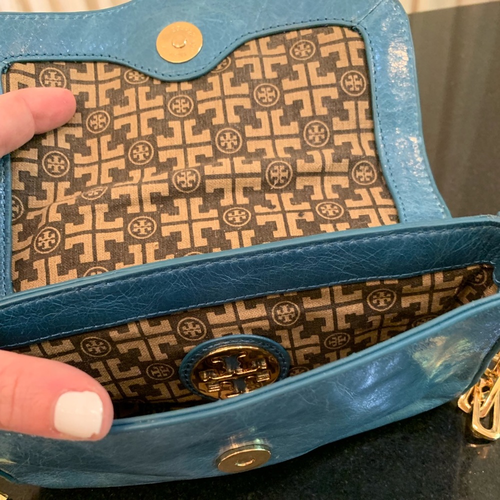 Tory Burch Blue Leather Crossbody - Picture 4 of 8